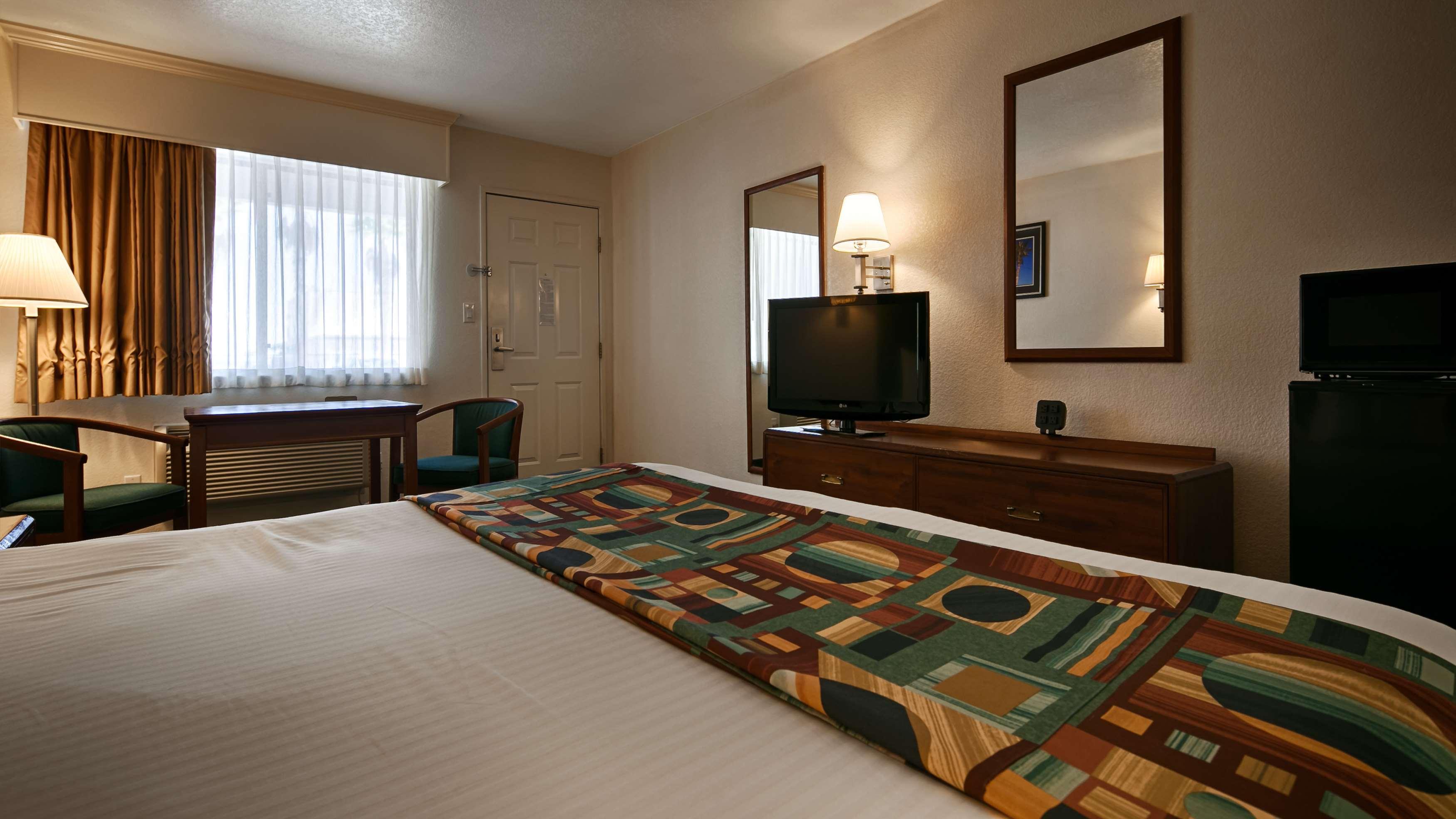 Best Western Colorado River Inn Needles Exterior photo